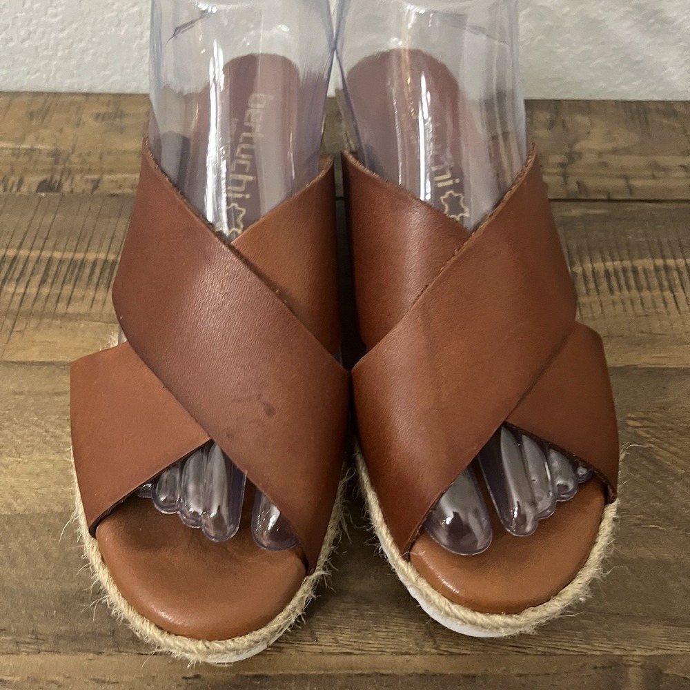 Women's Bertuchi Sandals Brown Leather Slip On Wedge Bohemian‎ Size US 6.5 EU 37